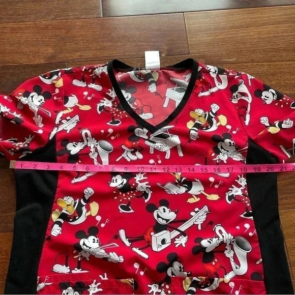 Disney Mickey Mouse Scrub Top Medical Work Wear Red Black Minnie Mouse Top M - Picture 7 of 10